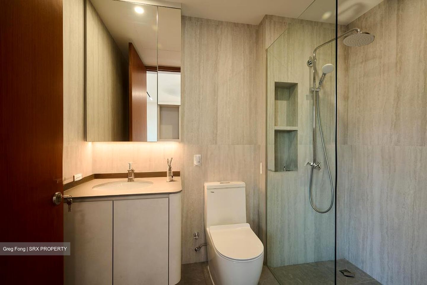 Excelsior Gardens (D16), Terrace #514775081